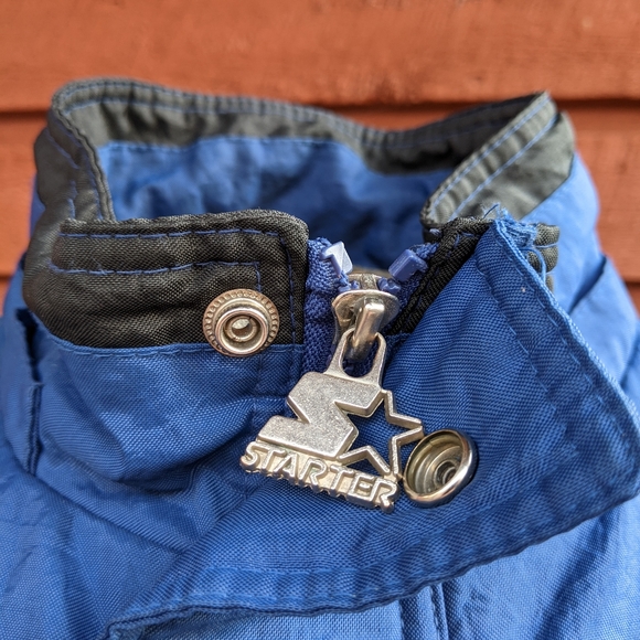 **SOLD**Vintage Starter Leafs bomber jacket - Picture 3 of 8